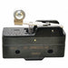Lg Basic Swch 15A SPDT Shrt Roller Lever