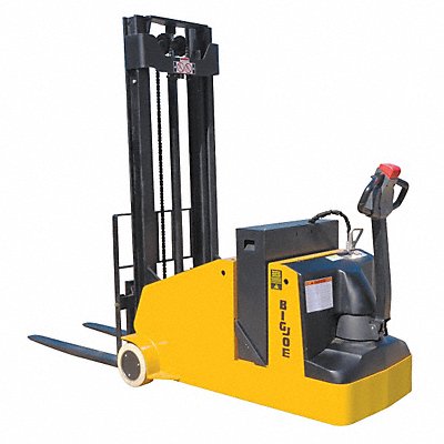 Stacker 2200 lb 104 in Lift