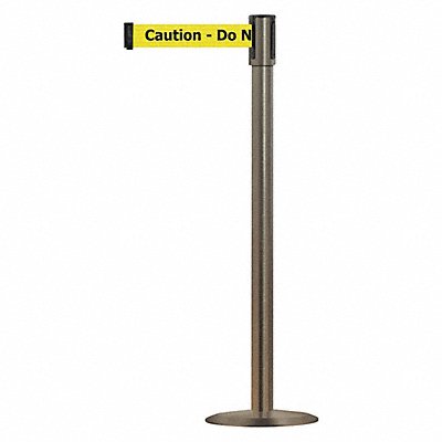 D0015 Barrier Post w/ Belt 38 in H Metal Base