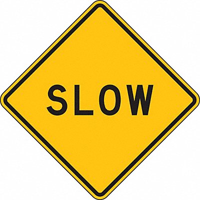 D9752 Slow Traffic Sign 30 x 30 